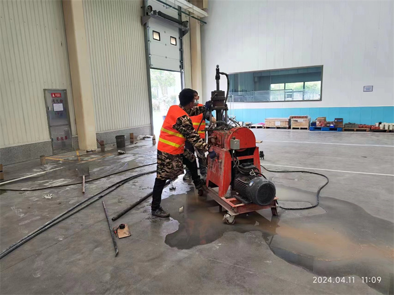 双江厂房地面下沉塌陷注浆加固施工